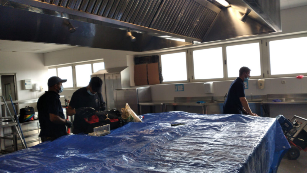 Limpieza de campana – Preparación antes del servicio