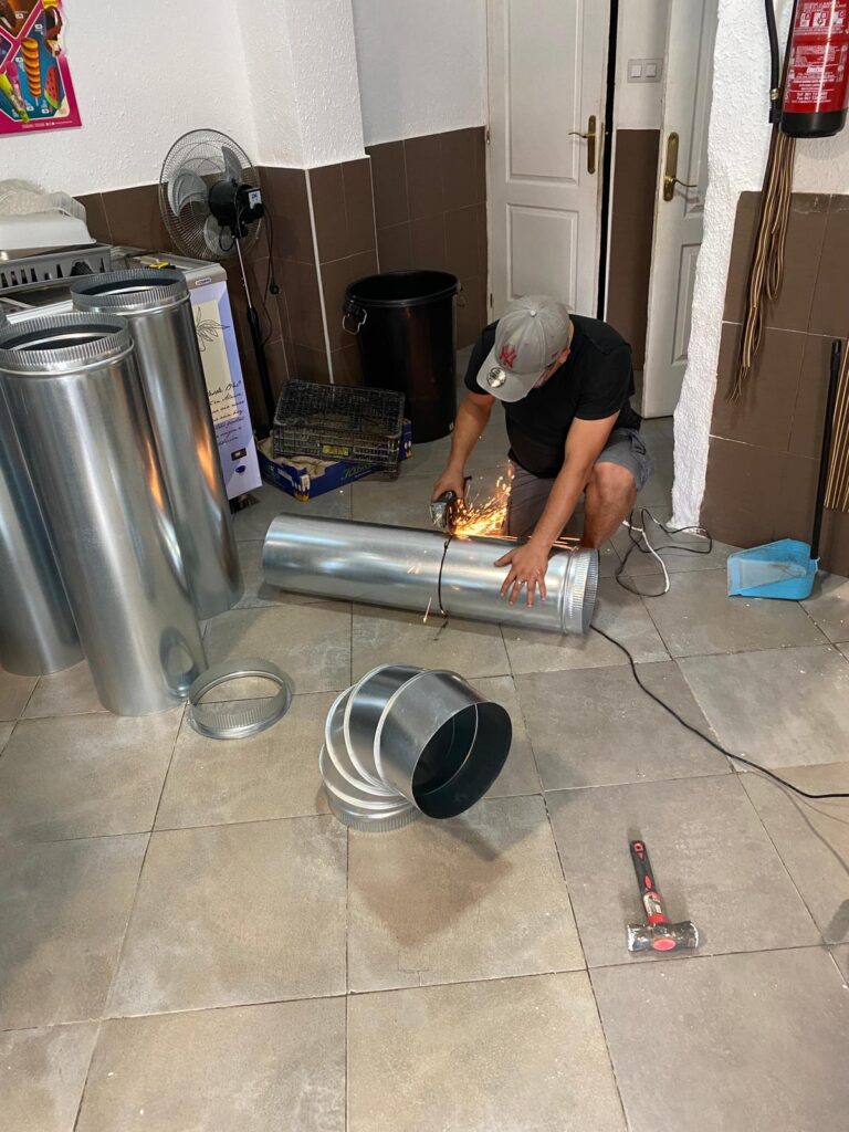 Preparación y corte de los conductos para su instalación